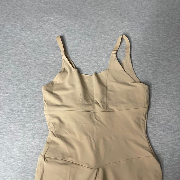 Maidenform Shapewear Women’s Tan Slimming Faja Bodysuit Romper - Picture 6 of 6